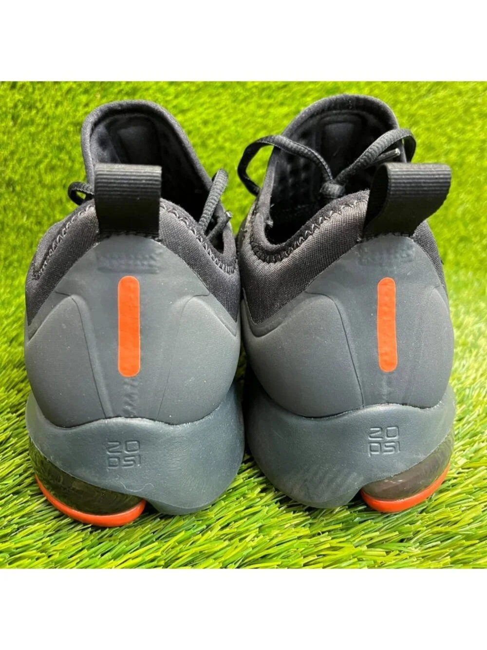 Nike Air Max Kantara Mens Size 10 Black Gray Athletic Running Shoes Sneakers